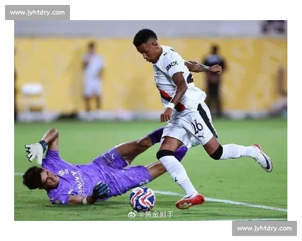 布努创世俱杯扑救纪录，一夫当关媲美群星