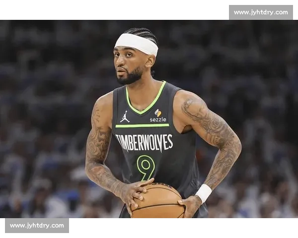 老鹰 4 年 6200 万锁定亚历山大 - 沃克 活塞 2 年 2900 万签下勒韦尔 老鹰 4 年 6200 万锁定亚历山大 - 沃克 活塞 2 年 2900 万签下勒韦尔