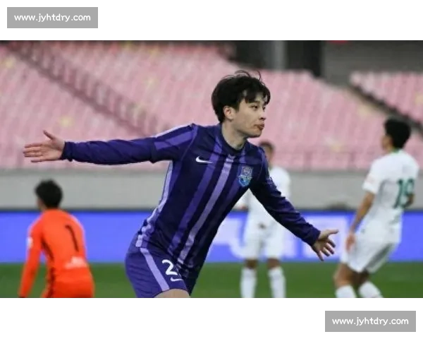 巴顿时隔四年重返国足！边路多面手或成佩家军战术奇兵